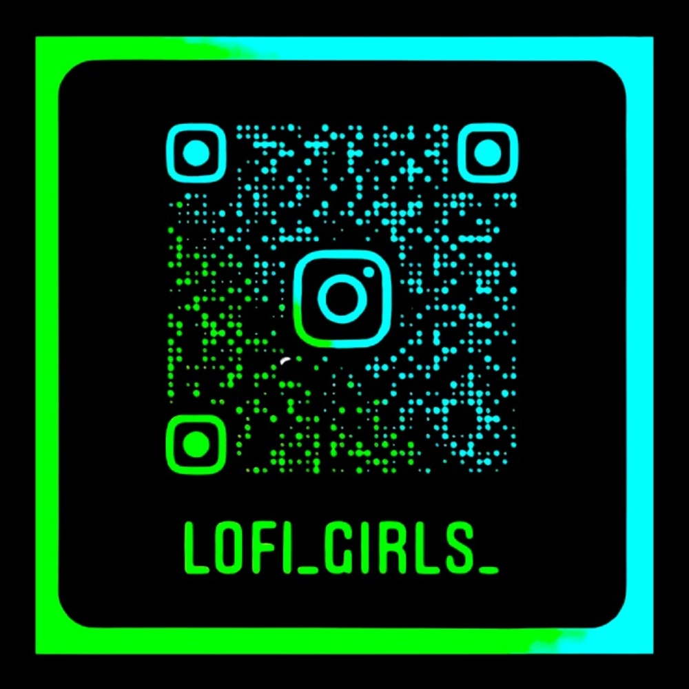 ✨ Follow Us On Our Fash-Instagram ✨
